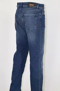 Jeans BOSS, mod. Maine BC-L-P, taglia W32/L34, vestibilità regolare, blu medio - Foto 1 di 11