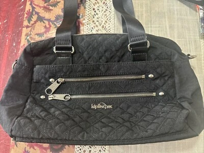 Cartera/bolso de mano acolchado negro Kipling  Foto 1 de 4