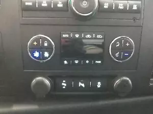OEM Temperature Control For Silverado 1500 Pickup 20921714 Assy Auto - Picture 1 of 4