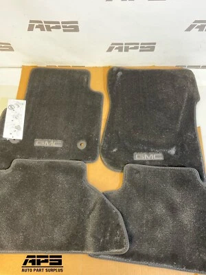 GMC Yukon 2018-2020 1st & 2nd Row Premium Carpet Mat set 84428375 w/Logo NEW - Изображение 1 из 4