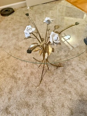 Hollywood Regency Gold Metal White Rose Side Table with Glass Top, Italy 1970s - Image 1 of 2