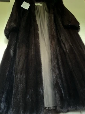 Sable Fur Coat Women’s Size Medium - Image 1 of 4