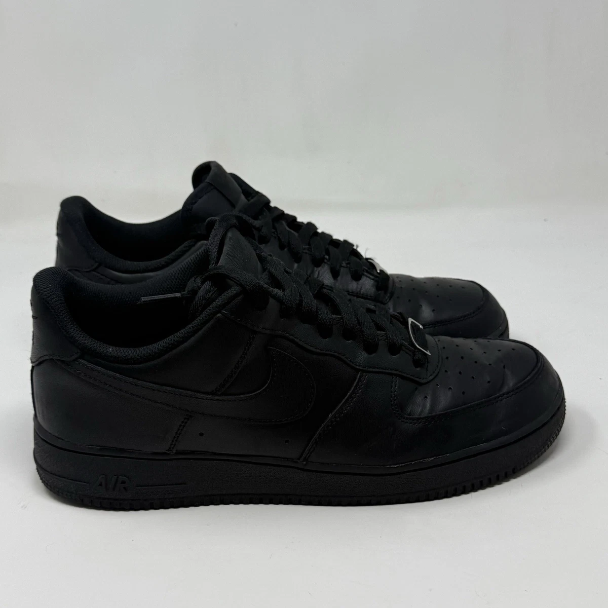 Nike Air Force 1 '07 Low Triple Black for Sale - Authenticity