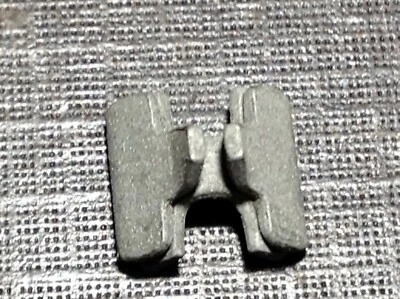 1 pieza NORS puerta y cuarto ventana adorno moldura clip 1952-1958 Ford 358405 Foto 1 de 4