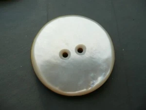 6 boutons anciens en nacre et bakèlite - Imagen 1 de 3