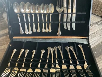 24 Piece FB Rogers Silver Plate American Chippendale Flatware Set - Image 1 of 3