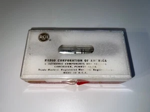 Vintage RCA Vacuum Tube 7735B - New in Original Package - Picture 1 of 4