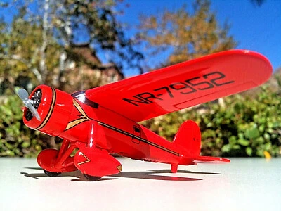 Corgi Lockheed Vega Amelia Earhart, May 20th 1932 Die-cast Showcase 1:120 Scale - Image 1 of 4