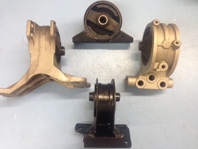 Juego de 4 piezas de montaje de motor y transmisión manual para 99-05 Mitsubishi Eclipse Galant 2,4 L Foto 1 de 4