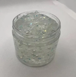 clear slime that comes with glitter to mix in the slime - Picture 1 of 1