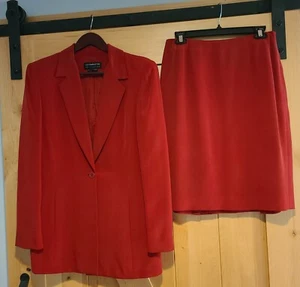 Vintage Liz Claiborne Size 10 Silk Lined 2 Piece Blazer SKIRT Suit SET  1 Button - Picture 1 of 24
