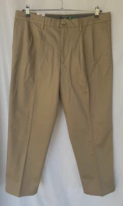 DOCKERS CLASSIC PLEATED FIT..FLEX WAISTBAND,,IRON FREE..KHAKI..PANTS..NWT..36 30 - Picture 1 of 4