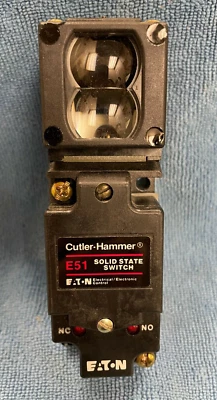 Cutler Hammer Photoelectric Solid State Switch/Head E51CNP6 Ser. B2  - Image 1 of 4