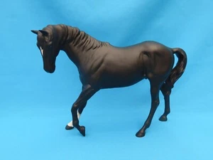 BESWICK - HORSE BLACK BEAUTY - Bild 1 von 4