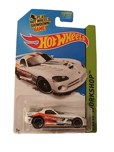 Hot Wheels Dodge Viper SRT10 ACR HW WORKSHOP WHITE - Picture 1 of 2