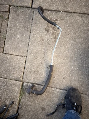 Dodge Dart 2013-2016 motor 1,4 L radiador refrigerante refrigeración salida manguera OEM Foto 1 de 4