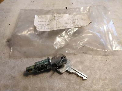 Ignition Barrel Lock With Keys..24G1345..MG.  AUSTIN HEALEY. TRIUMPH.  MORRIS - Image 1 of 3