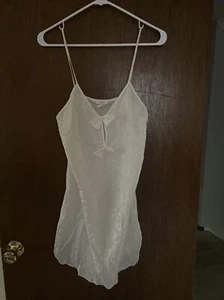 vintage -Amelia’s Lingerie Cream Nighty Size M - Picture 1 of 7