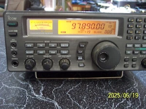 Icom IC-R8500 Shortwave Radio Receiver 100 KHz - 1999.99 MHz S/N 0201145 - Zdjęcie 1 z 14