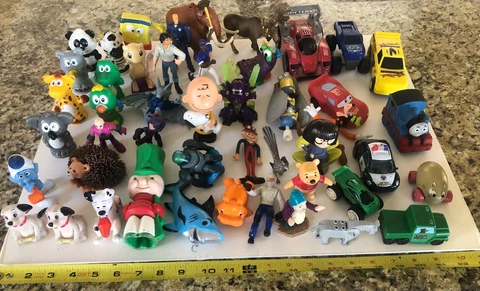 LOT OF TOYS DISNEY TONKA SPONGEBOB SMURFS YOGI POOH POTTER LEGO CARS MC D'S TY Cover