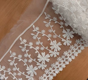 4 Yards 8" Wide White Organza Lace/Embroidered 3D Cotton Flower Wedding xh236 - Picture 1 of 2