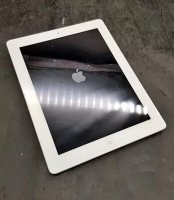 Apple iPad 4th Gen. 32GB, Wi-Fi, 9.7in - White - Image 1 of 3