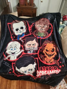 2022 Halloween Horror Nights HHN Universal Orlando Screamers Throw Blanket - Picture 1 of 2