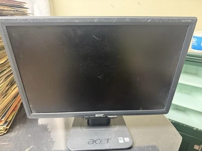 monitor Acer AL1916W widescreen LCD - Image 1 of 2