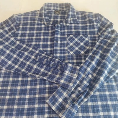Oakley Men's Regular Fit Plaid Flannel Button Up Shirt Long Sleeve Size XL - Image 1 of 4