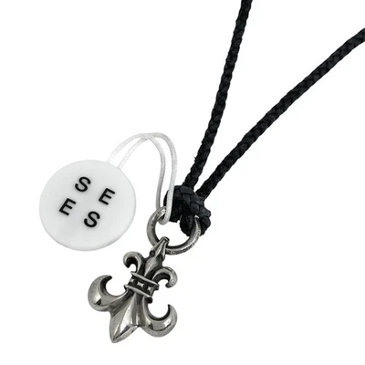 CORAZONES CROMADOS BS Acampanado Cuero Trenza Collar Colgante Cabeza Collar Plata 92... Foto 1 de 4