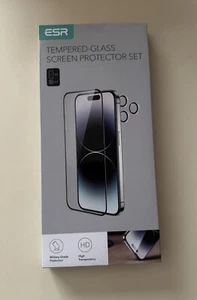 ESR iPhone 15 Pro Tempered-Glass Screen Protection Set - Zdjęcie 1 z 3