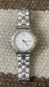 Eddie Bauer Small Swiss Watch Women 100mm Day Date Stainless Steel Back - Picture 1 of 4