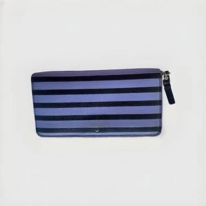 Cartera Kate Spade New York Rayas Cremallera Alrededor, Tamaño Completo, Diseño Clásico - Imagen 1 de 9