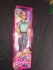 NEW IN PACKAGE BARBIE DOLL NUMBER 158 BEAUTIFUL LONG HAIR DOLL CUTE OUTFIT 🥰 