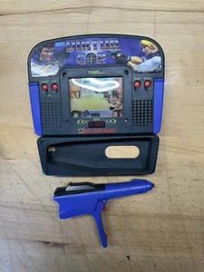 SEGA VIRTUA COP GAME HANDHELD ELECTRONIC TIGER VINTAGE 1996 COMPLETE LASER GAMES - Picture 1 of 5