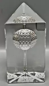 Waterford PAPERWEIGHTS Golf Ball Prism - Picture 1 of 3