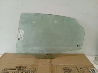 Vauxhall Vectra C 2002-2010 WINDOW GLASS (REAR PASSENGERS SIDE) - Image 1 of 2
