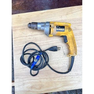 DEWALT DW235G 7,8 Amp 1/2 pulg. Taladro de marcha atrás de velocidad variable - Imagen 1 de 11