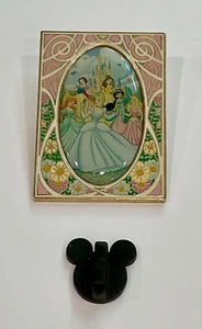 2008 Disney 6 Princesses In Front of MK Castle Stained Glass Art Nouveau Pin - Picture 1 of 2