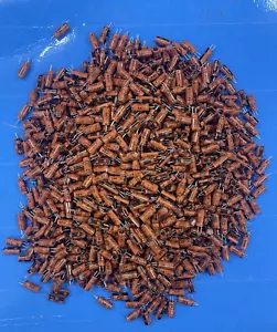 3S-8* 1000 Stück Radiale Elektrolytkondensatoren 22UF 16V 20% - Bild 1 von 4