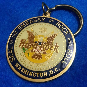 WASHINGTON DC EMBASSY OF ROCK & ROLL AMERICAN BALD EAGLE KEYCHAIN Hard Rock Cafe - Picture 1 of 2