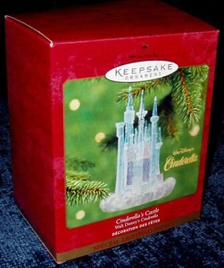 Vintage 2001 Hallmark Disney CINDERELLA'S CASTLE Ornament w/Special Lighting - Picture 1 of 4