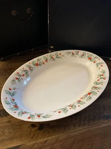 China Pearl Fine China Noel Holly & Berries 14” Serving Platter Gold Trim - Picture 1 of 6