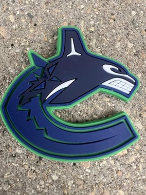 DE COLECCIÓN NHL VANCOUVER CANUCKS TABLA DE CLASIFICACIÓN DE GOMA IMÁN DE NEVERA LOGOTIPO 2025 NUEVO Foto 1 de 4