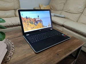 HP 15 , 15,6" FHD Core i7 8.Gen, 8Gb Ram/ 128Gb SSD, 1Tb HDD Win 11, 4Gb VGA - Bild 1 von 10