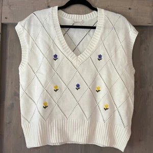 Time After Time Sweater Vest Floral Embroidered Knit Sleeveless Top Size Large - Picture 1 of 11
