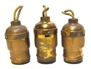 3 PRESE LUCE SENZA CHIAVE VINTAGE IN OTTONE NON MARCATE - Foto 1 di 8