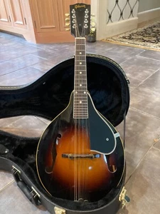 Vintage Gibson Mandolin circa 1950-1960 in Great Condition - Picture 1 of 10