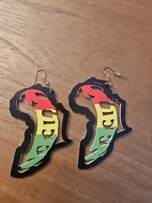 Pendientes de madera reina africana Foto 1 de 3