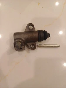 Clutch Slave Cylinder for Nissan D21 1986-1994 Pathfinder Pickup 200SX 1987 1988 - Picture 1 of 1